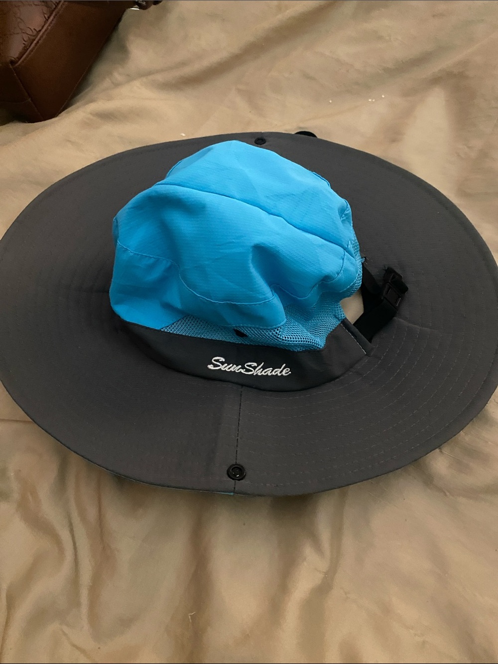 Women's Wide Brim Sun Hat in Black and Bright Blue